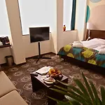 Webers - Im Ruhrturm Otel Essen