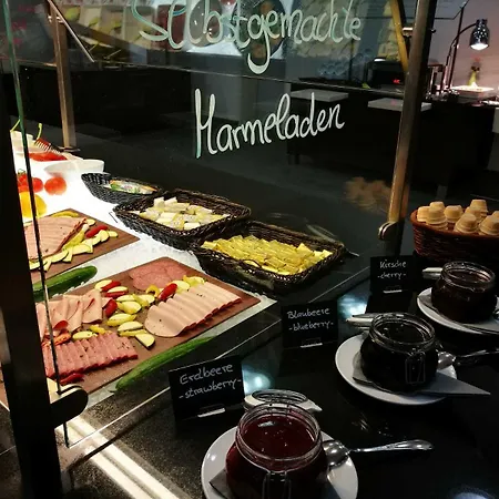 Webers Im Ruhrturm By Accor 3* אסן