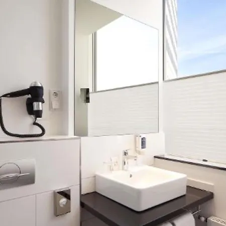 Webers Im Ruhrturm By Accor Hotel 3*