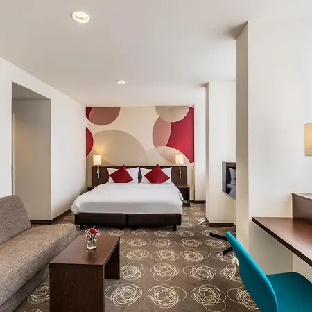 Webers Im Ruhrturm By Accor 3* אסן