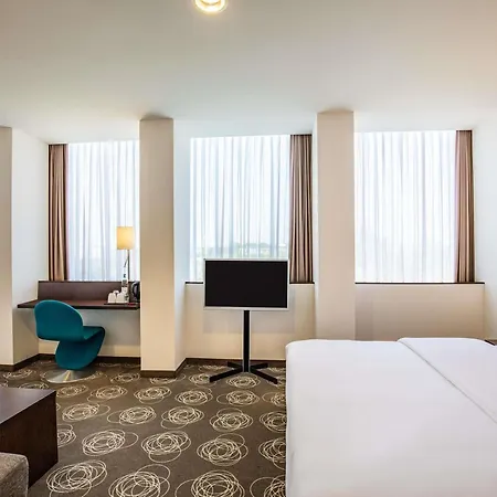 호텔 Webers Im Ruhrturm By Accor