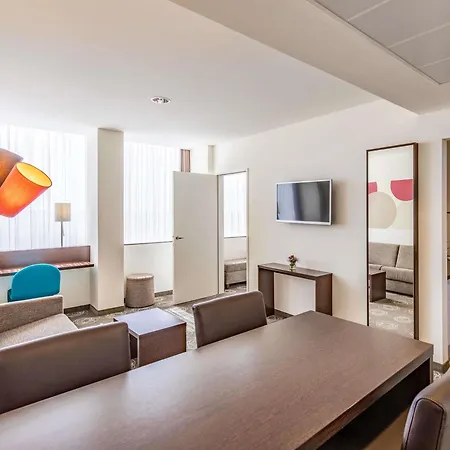 Webers Im Ruhrturm By Accor 3* אסן