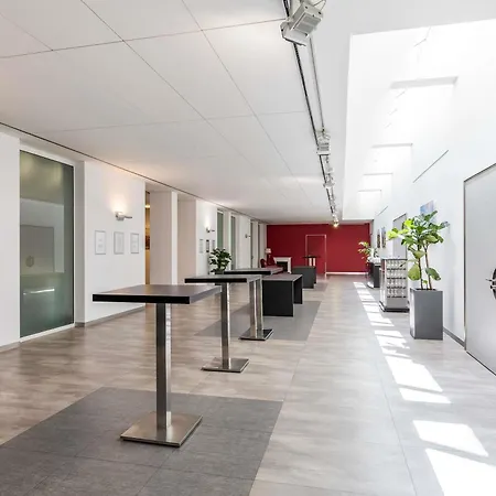 Otel Webers Im Ruhrturm By Accor Essen